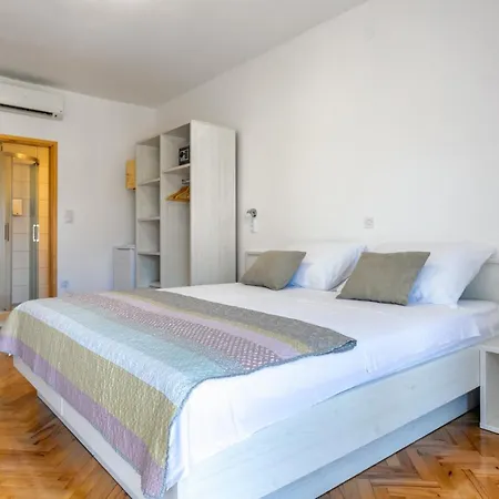 Luksa - Zf Hvar *