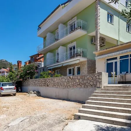 Luksa - Zf Hvar *
