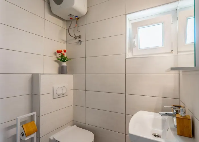 Luksa - Zf Hvar Hvar Town