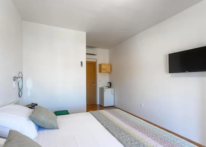 Luksa - Zf Hvar Apartment *